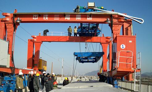 神威卷揚機應用于門吊機械